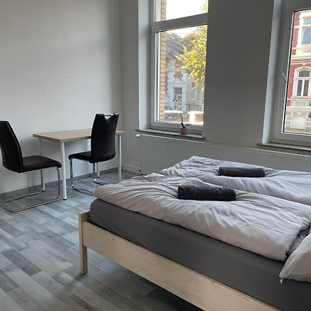 Schoene Einfache Ferienwohnung In Oldenburg Exterior foto